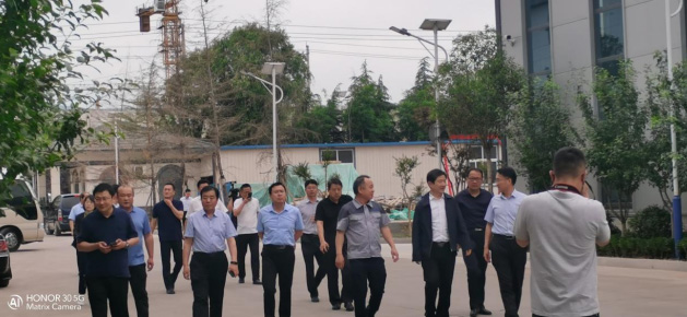 章丘區(qū)委領(lǐng)導(dǎo)一行蒞臨濟南銳拓科技有限公司指導(dǎo)工作 章丘區(qū)委領(lǐng)導(dǎo)一行蒞臨濟南銳拓科技有限公司指導(dǎo)工作